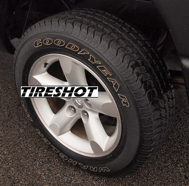 Goodyear Wrangler HP 265/70R15 112T - TireShot