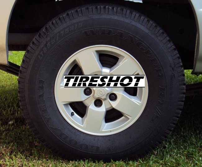 Goodyear Wrangler RT/S 205/75R15 98S - TireShot